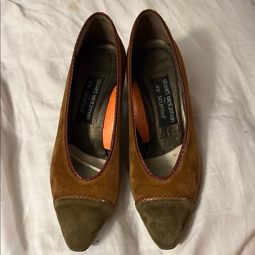 Stuart Weitzman Brown and Green Heels with Timeless Elegance